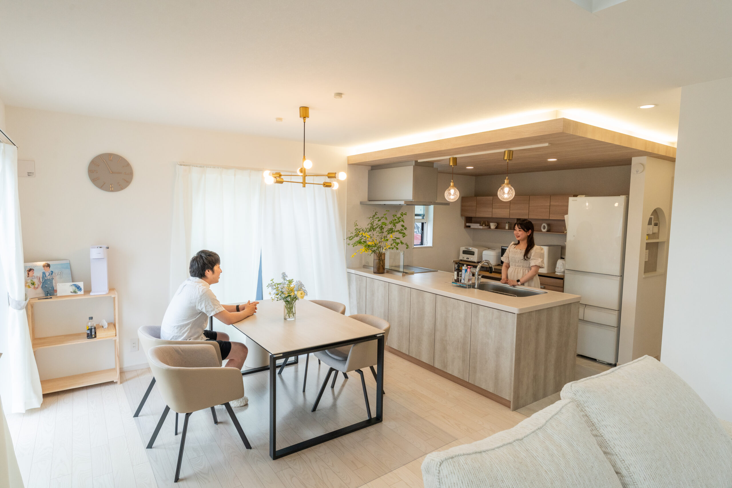 施工事例「高台の眺望を取り込む大空間LDK。アイデアが光るリビング階段のある注文住宅」を公開しました!
